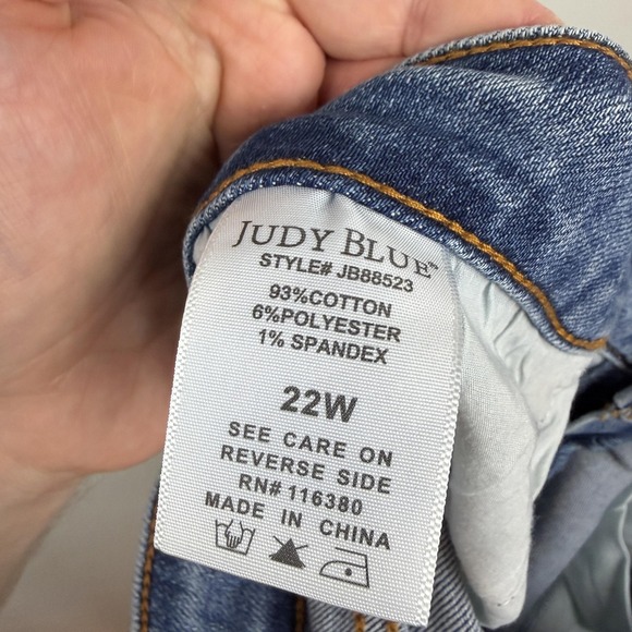 Judy Blue Jeans Womens 22W Light Wash Relaxed Fit Stretch Denim Pants - Picture 4 of 9